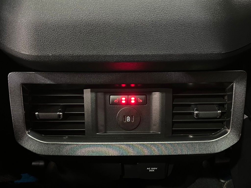 2023 Ford F-450SD Platinum