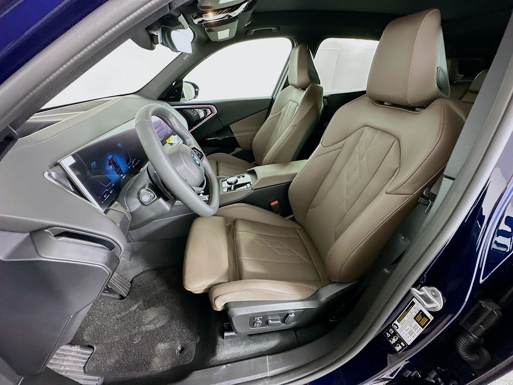 Thumbnail: 2026 BMW X3 - 16