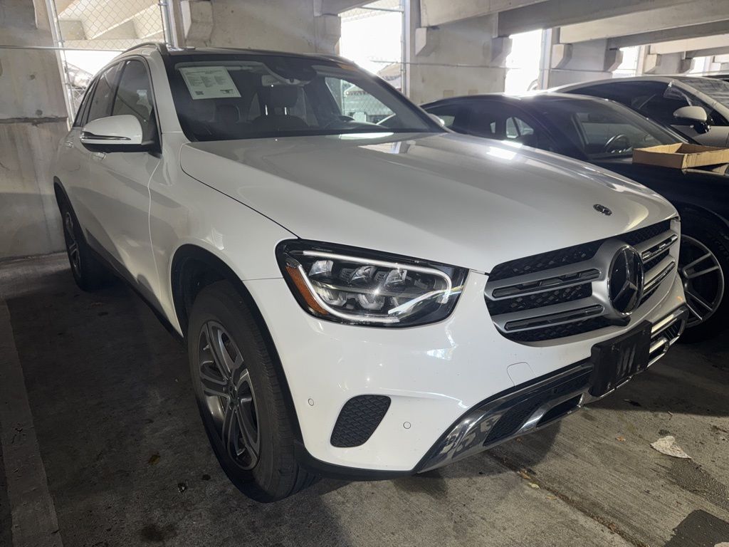 Thumbnail: 2020 Mercedes-Benz GLC - 3