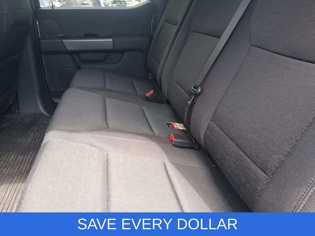 Used 2025 Silver Ford XLT image 14