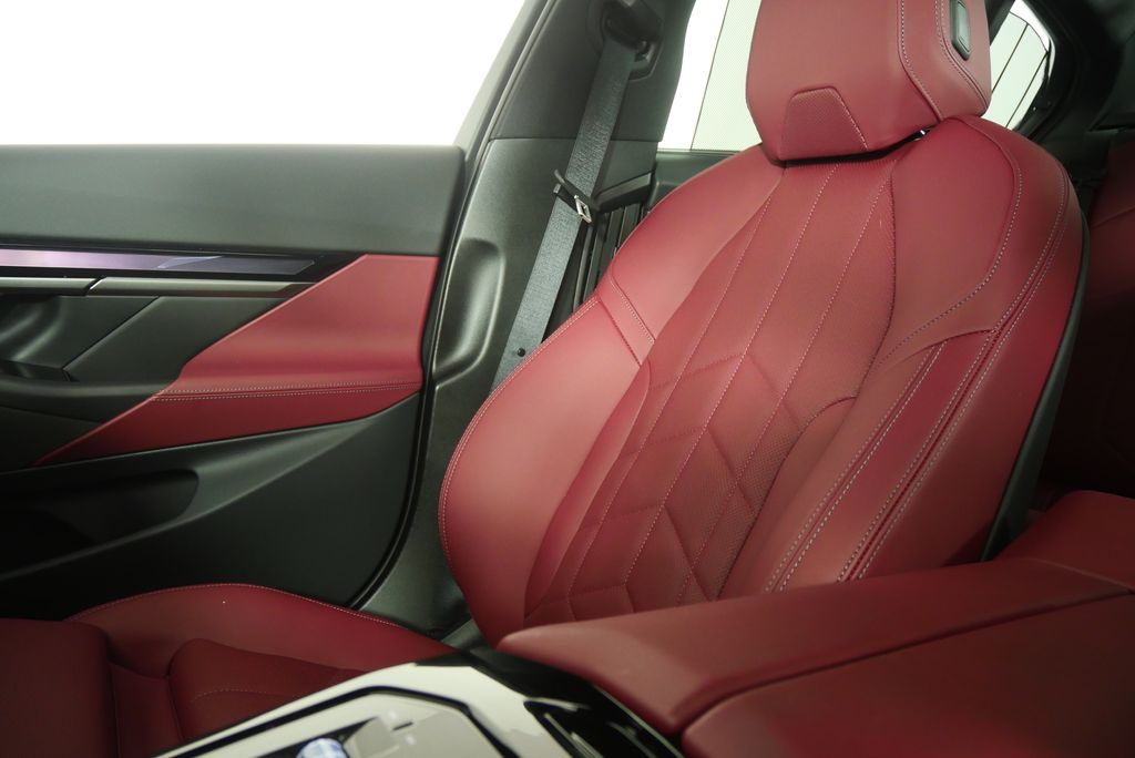 Thumbnail: 2026 BMW 5 Series - 24