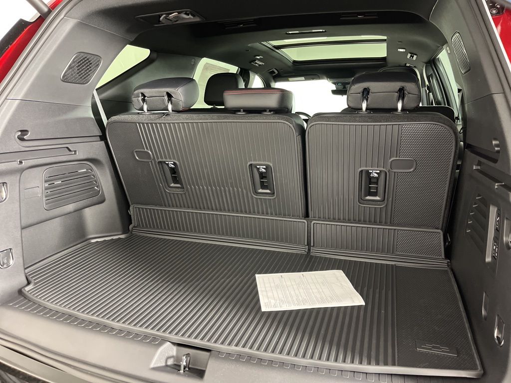 Thumbnail: 2026 Chevrolet Traverse - 12