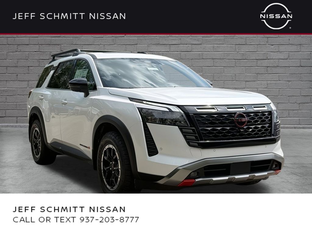 Everest White Pearl Tricoat 2026 Nissan Pathfinder SUV / Crossover All-Wheel Drive 9-Speed Automatic