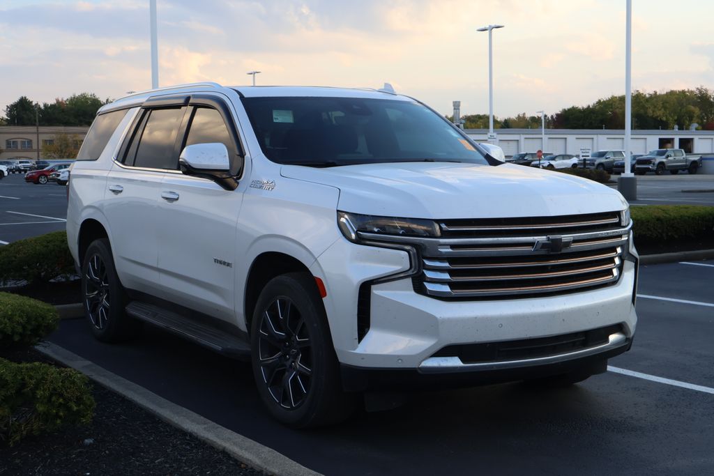 Thumbnail: 2023 Chevrolet Tahoe - 3