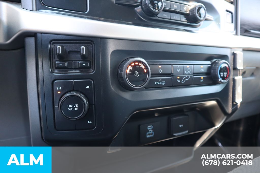 Used 2021 Silver Ford XLT image 32