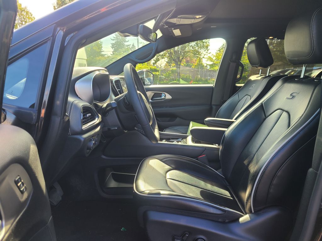 2022 Chrysler Pacifica Hybrid Limited