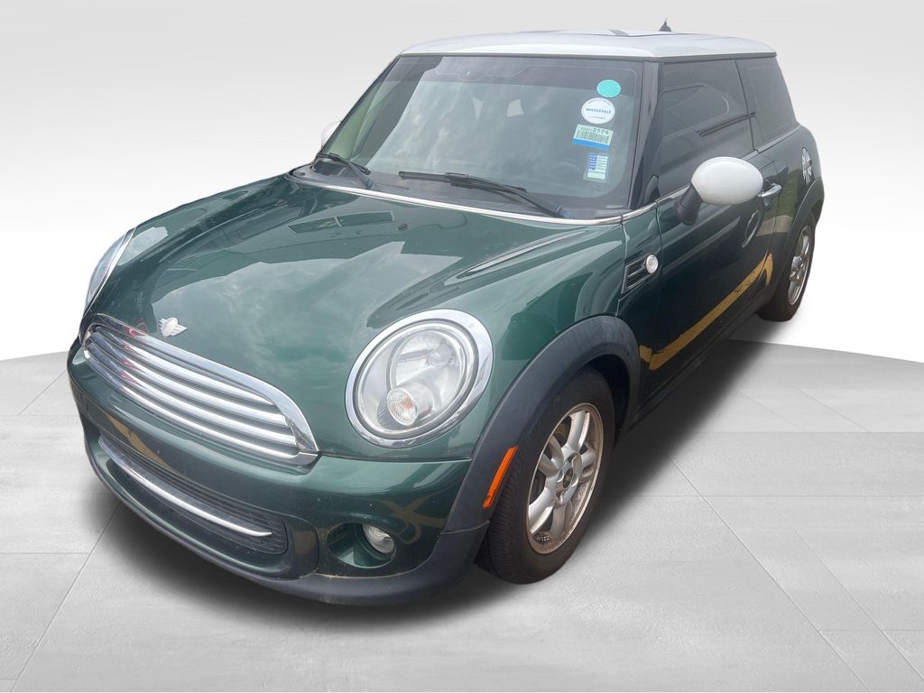 Used 2013 MINI Cooper Base with VIN WMWSU3C5XDT375420 for sale in Waukesha, WI