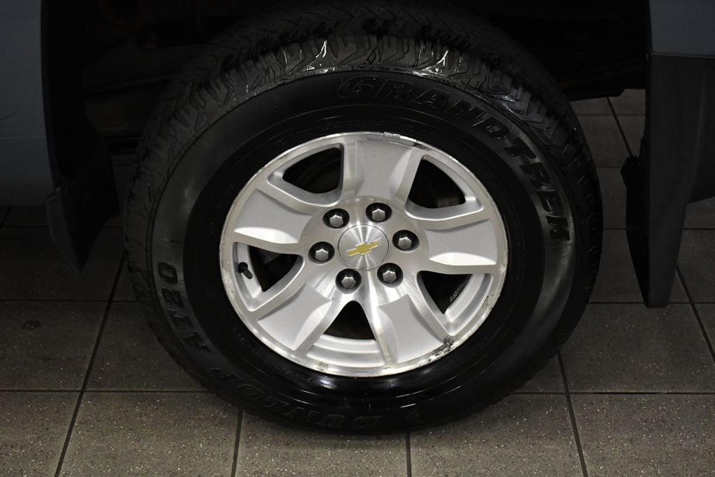 Thumbnail: 2015 Chevrolet Silverado 1500 - 8