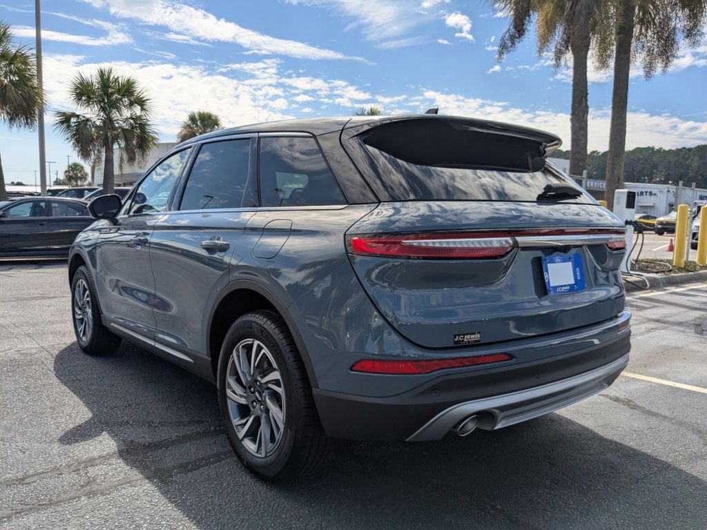 2025 Lincoln Corsair Premiere