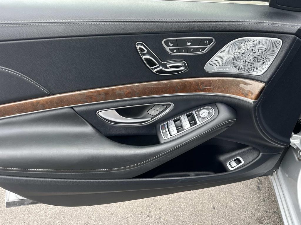 Thumbnail: 2016 Mercedes-Benz S-Class - 30