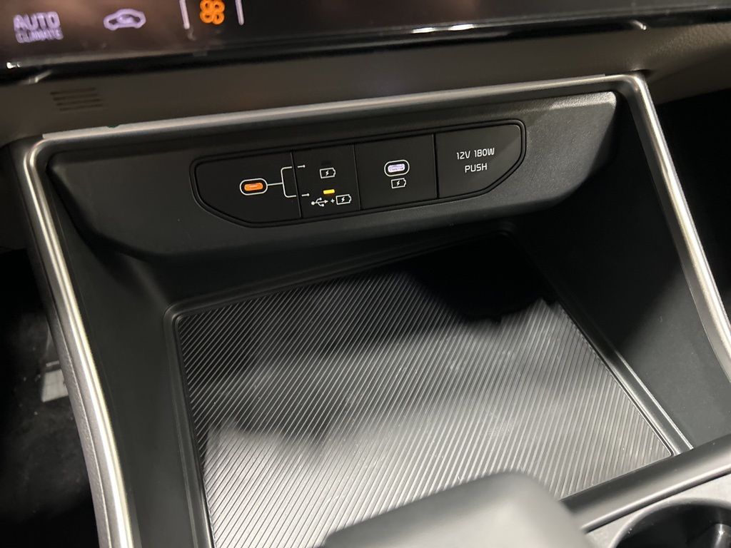 new 2026 Kia Carnival car, priced at $41,665