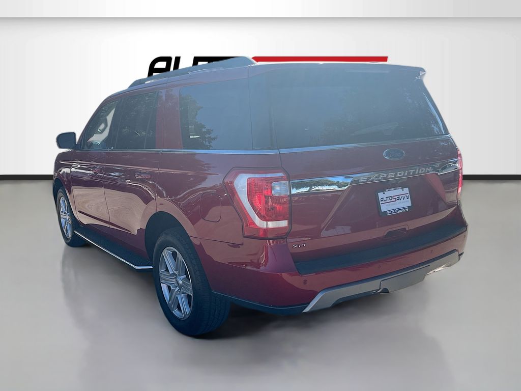 2021 Ford Expedition XLT Red at Autostrade