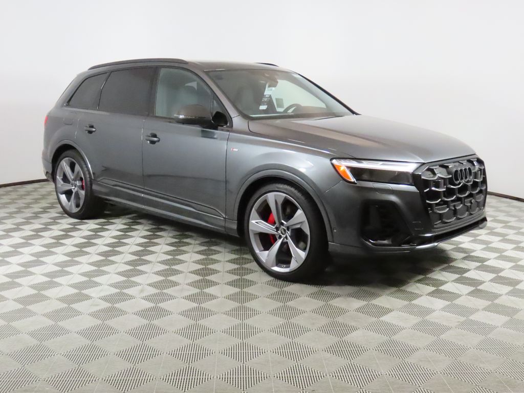 Thumbnail: 2026 Audi Q7 - 7