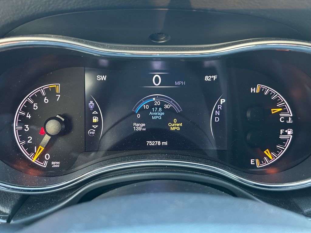Thumbnail: 2019 Jeep Grand Cherokee - 23
