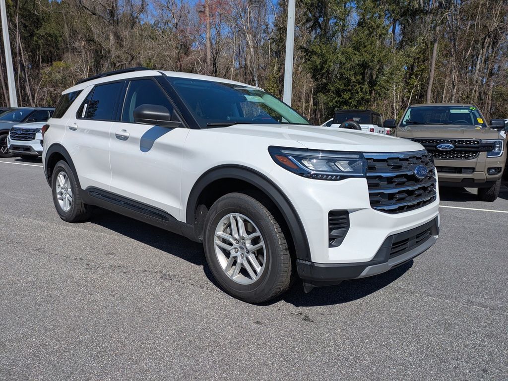 2026 Ford Explorer Active w/200A Pkg