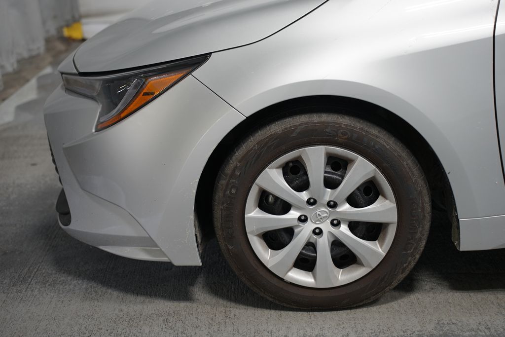 Thumbnail: 2023 Toyota Corolla - 5