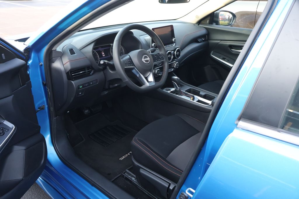 Thumbnail: 2025 Nissan Sentra - 11