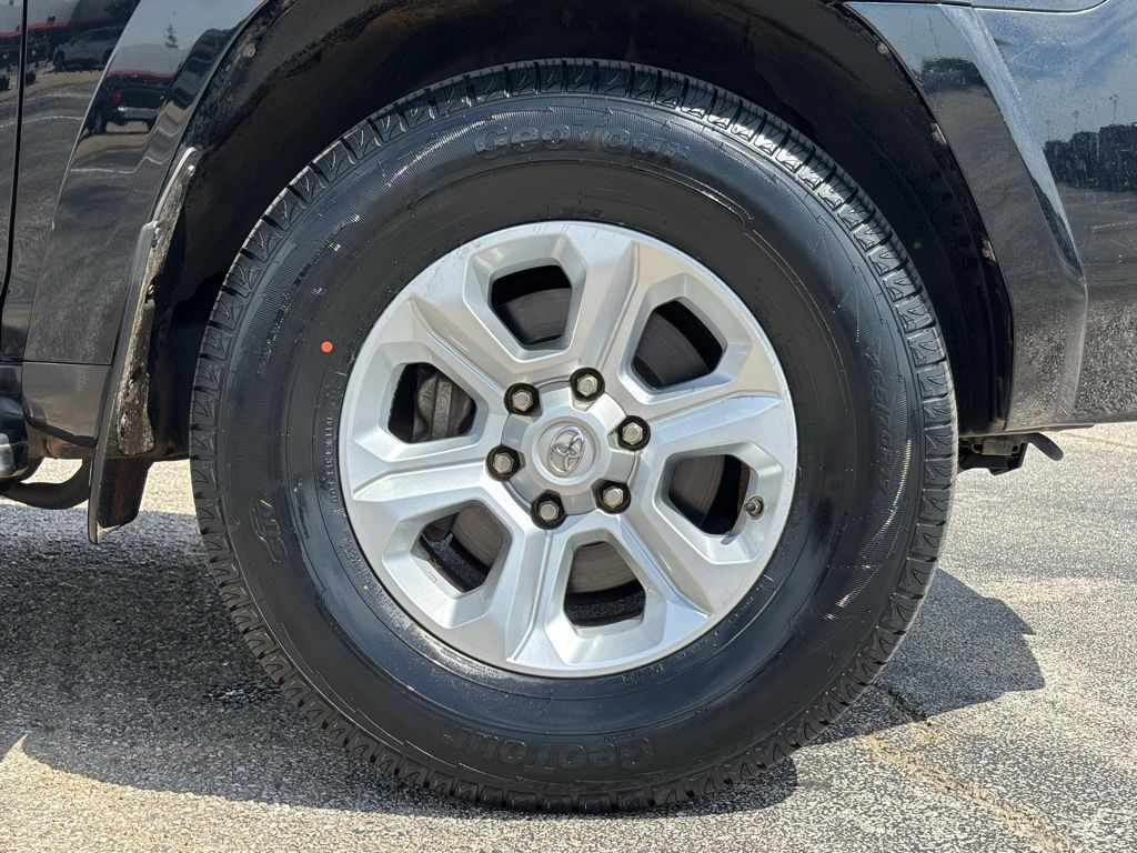 2018 Toyota 4Runner SR5 Premium photo