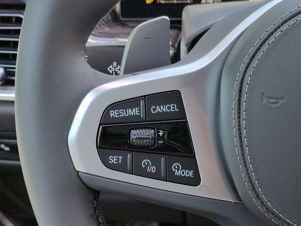 New 2026 White BMW xDrive40i image 26