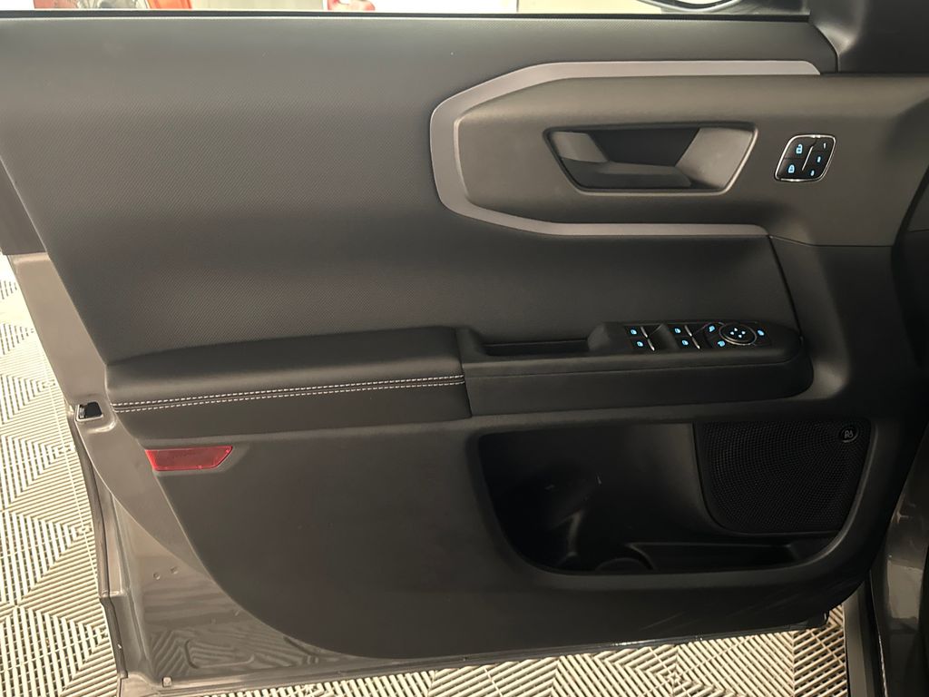 Certified Used 2025 Gray Ford Outer Banks image 15