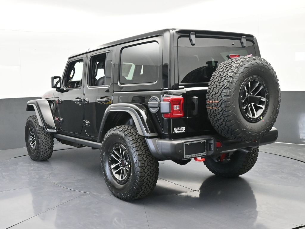 New 2026 Black Clearcoat Jeep Rubicon X image 4