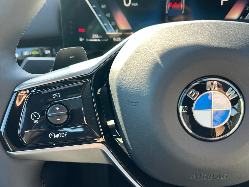 2025 BMW 5 Series 530i 19