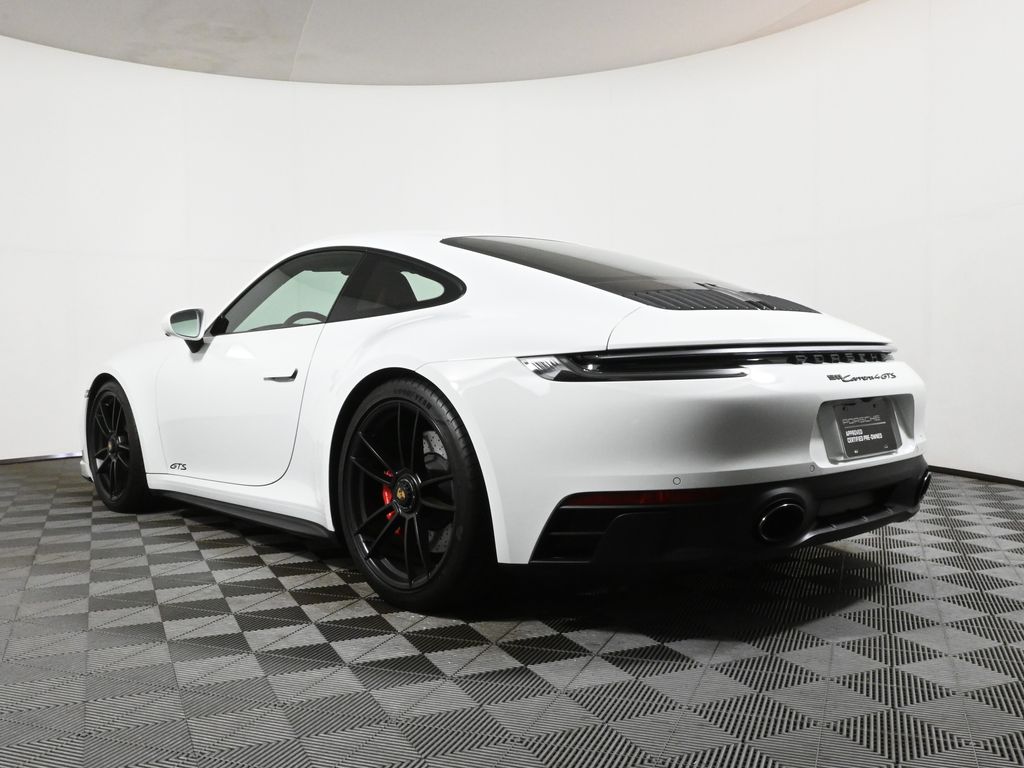 Thumbnail: 2022 Porsche 911 - 3