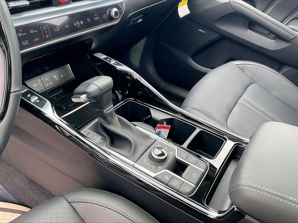 2026 Kia Sorento — photo 14