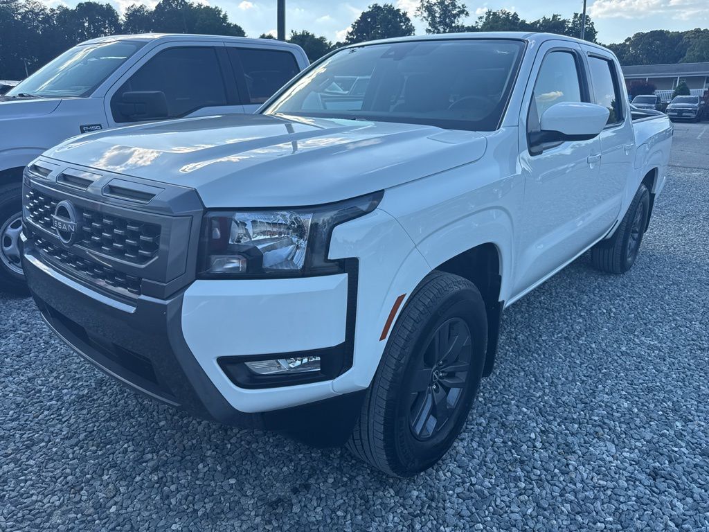 2025.0 Nissan Frontier SV Crew Cab 4X2 SWB's photo
