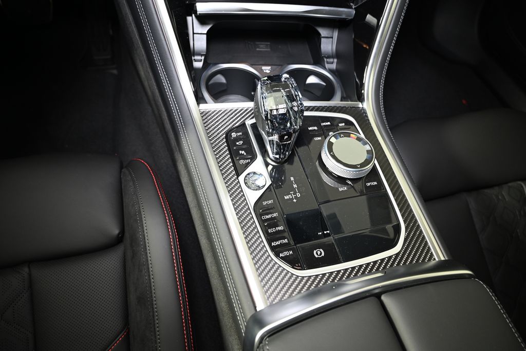 Thumbnail: 2026 BMW 8 Series - 19