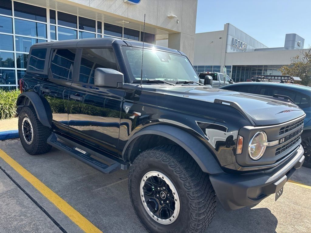 2022 Ford Bronco Base Black at Cook Ford