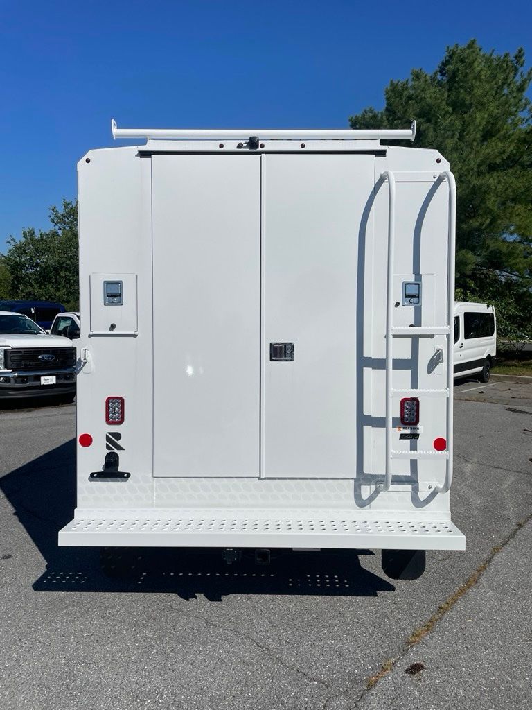 2026 Ford Transit-350 Cutaway 