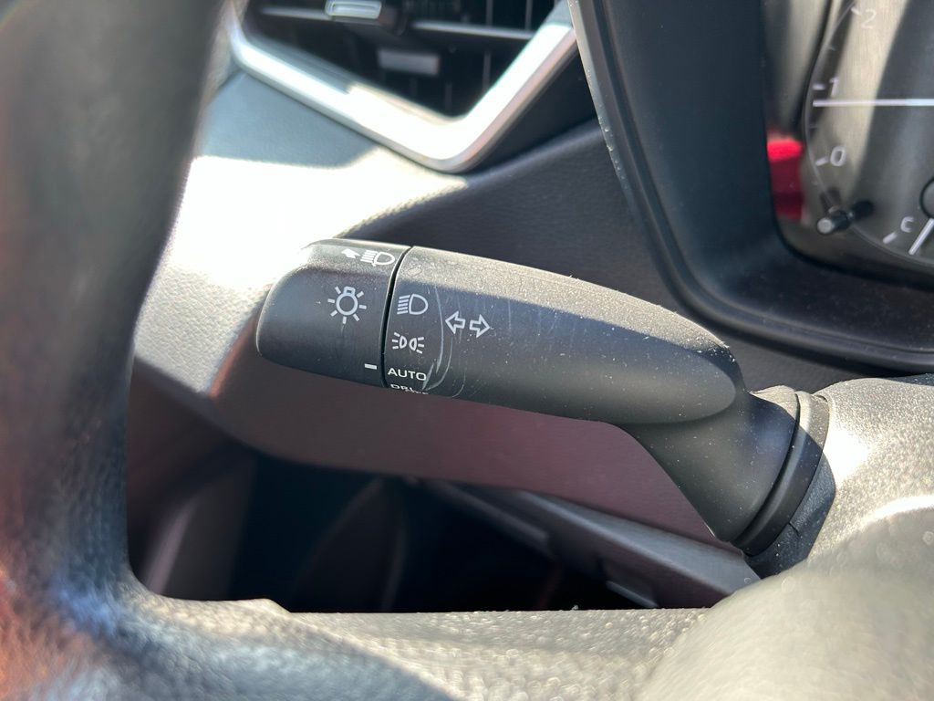 Thumbnail: 2023 Toyota Corolla - 21