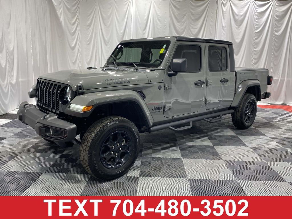 2023 Jeep Gladiator Willys Crew Cab 4WD