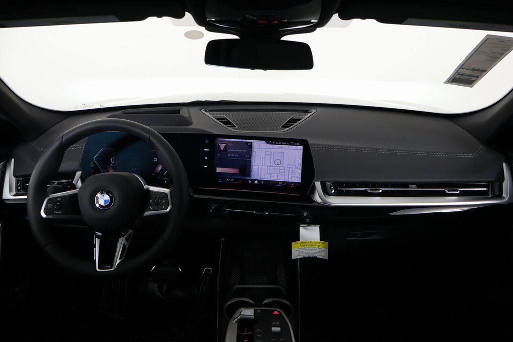 2025 BMW X2 xDrive28i 4