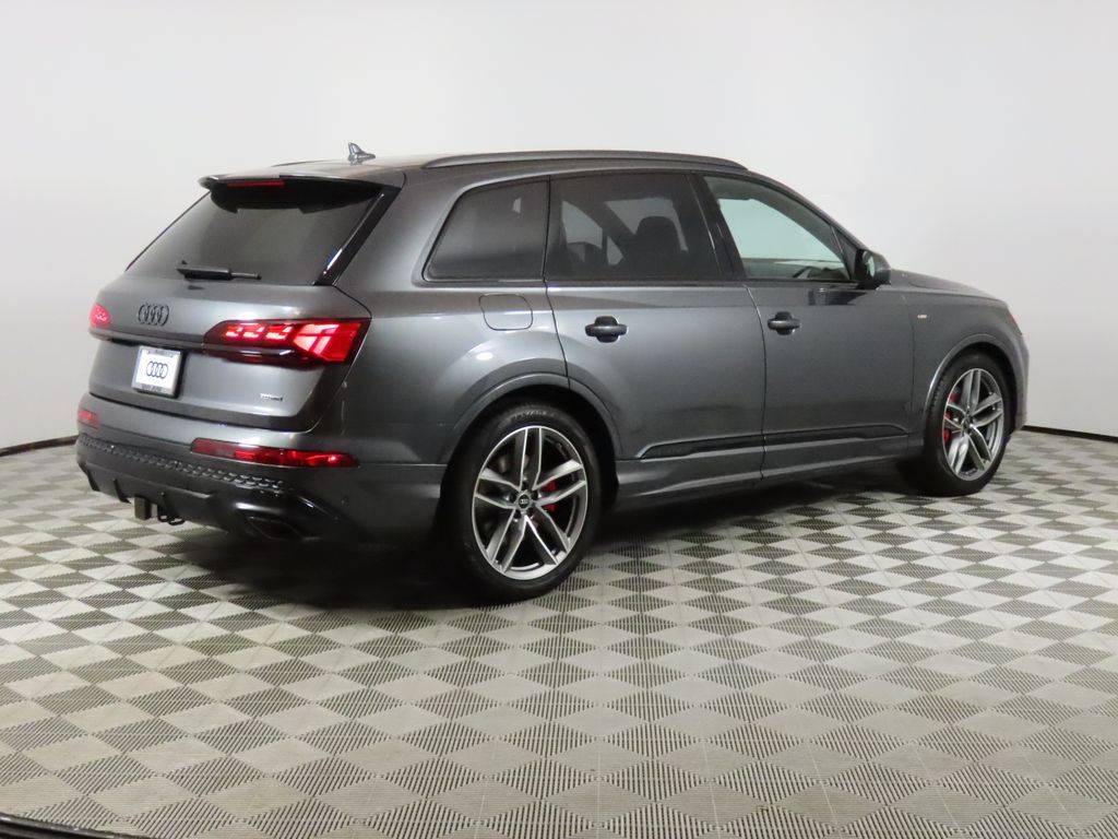 Thumbnail: 2026 Audi Q7 - 5