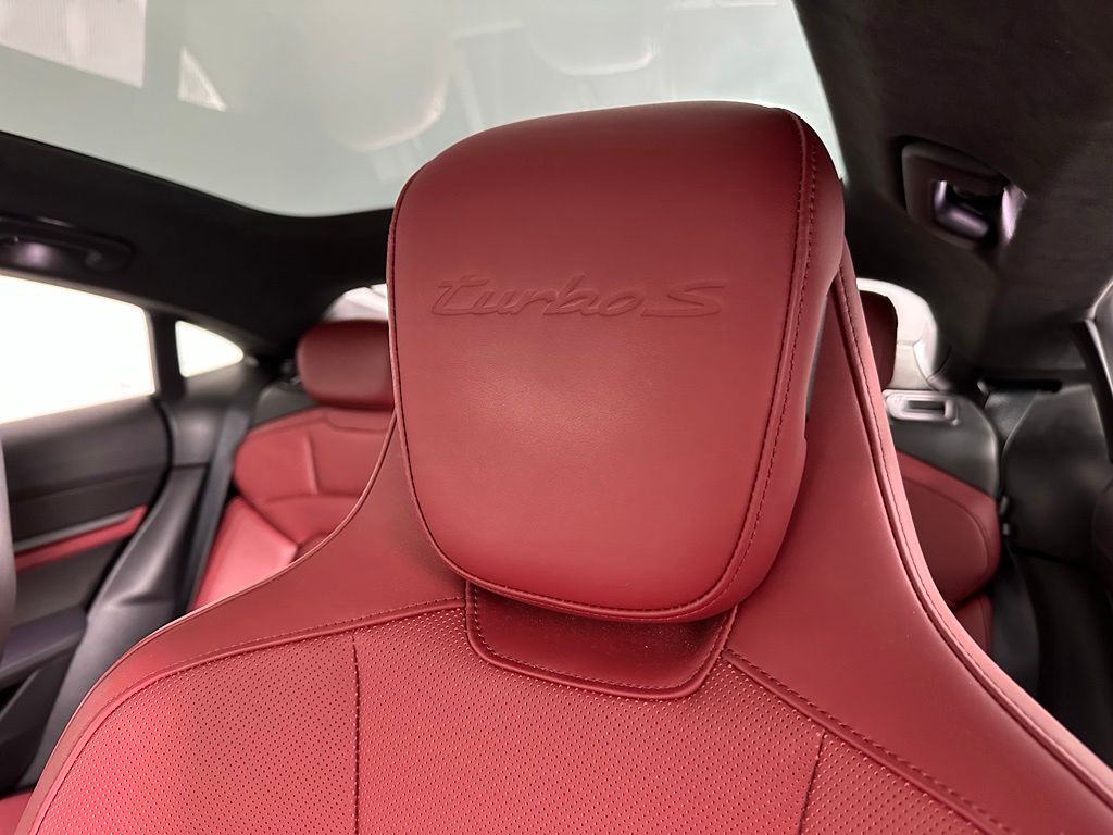 Thumbnail: 2020 Porsche Taycan - 22