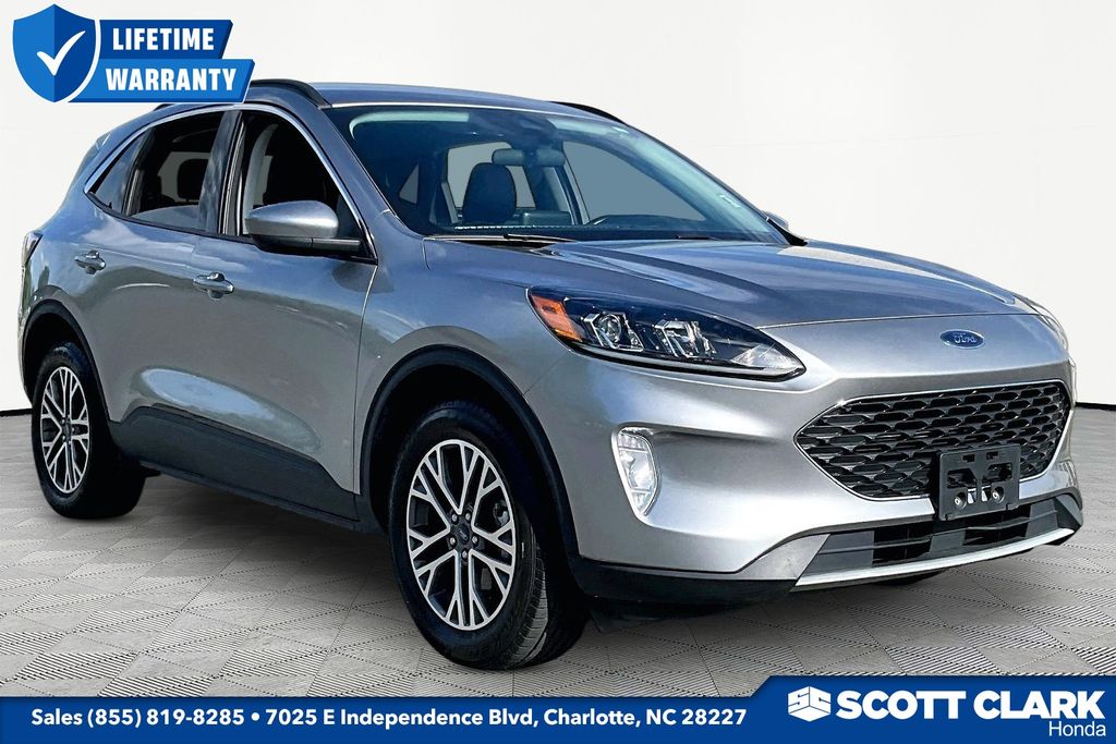 Iconic Silver Metallic 2021 Ford Escape SUV / Crossover All-Wheel Drive 8-Speed Automatic