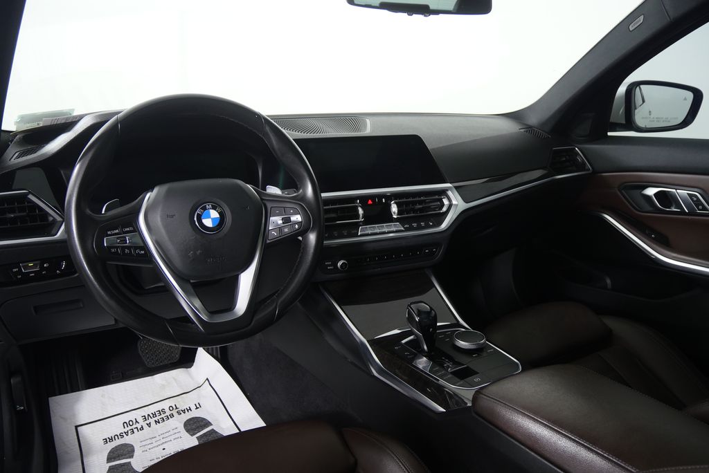 Thumbnail: 2019 BMW 3 Series - 13