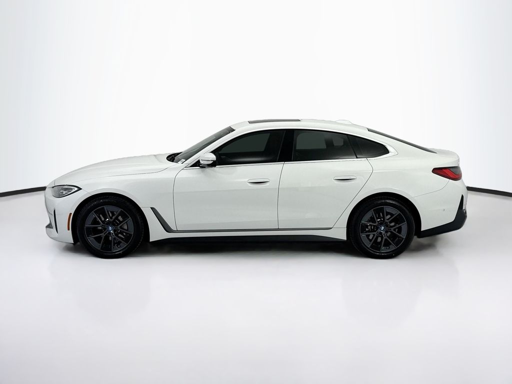 Thumbnail: 2024 BMW i4 - 8