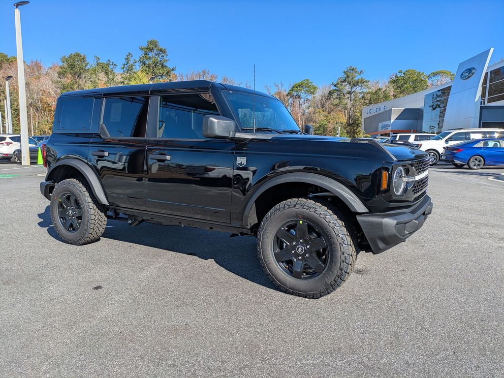 2025 Ford Bronco 4-Door Big Bend's photo