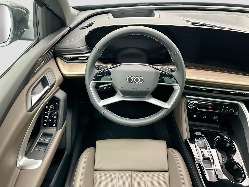 Thumbnail: 2025 Audi Q5 - 11