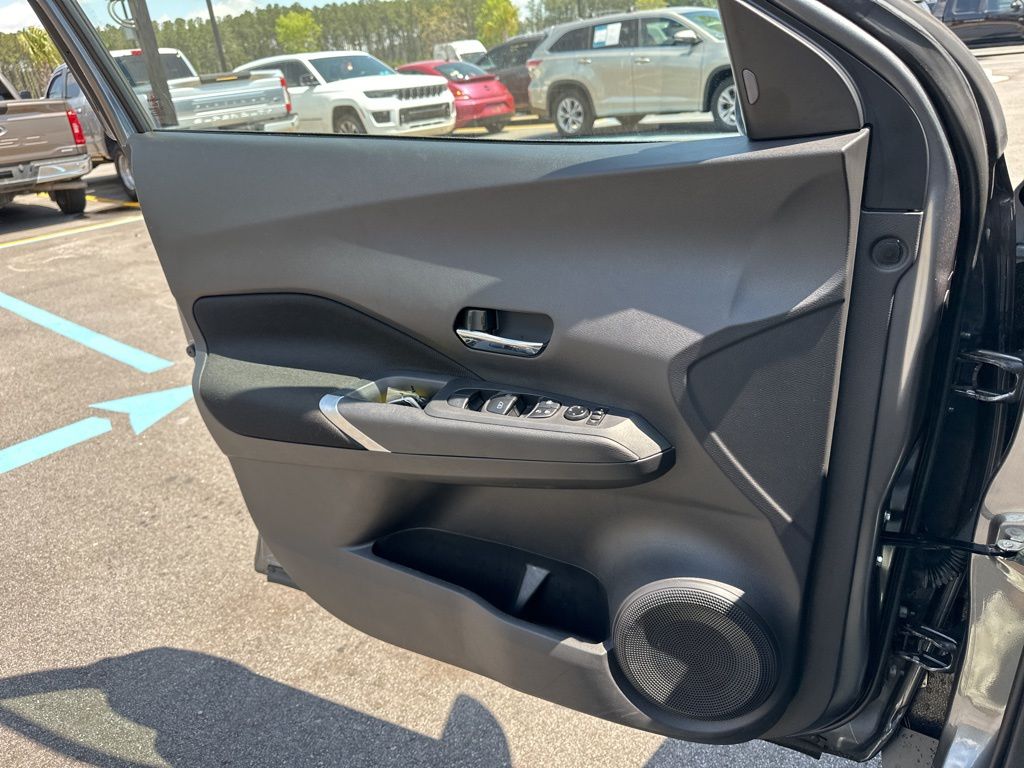 2024 Gun Metallic Nissan Kicks SV FWD SUV