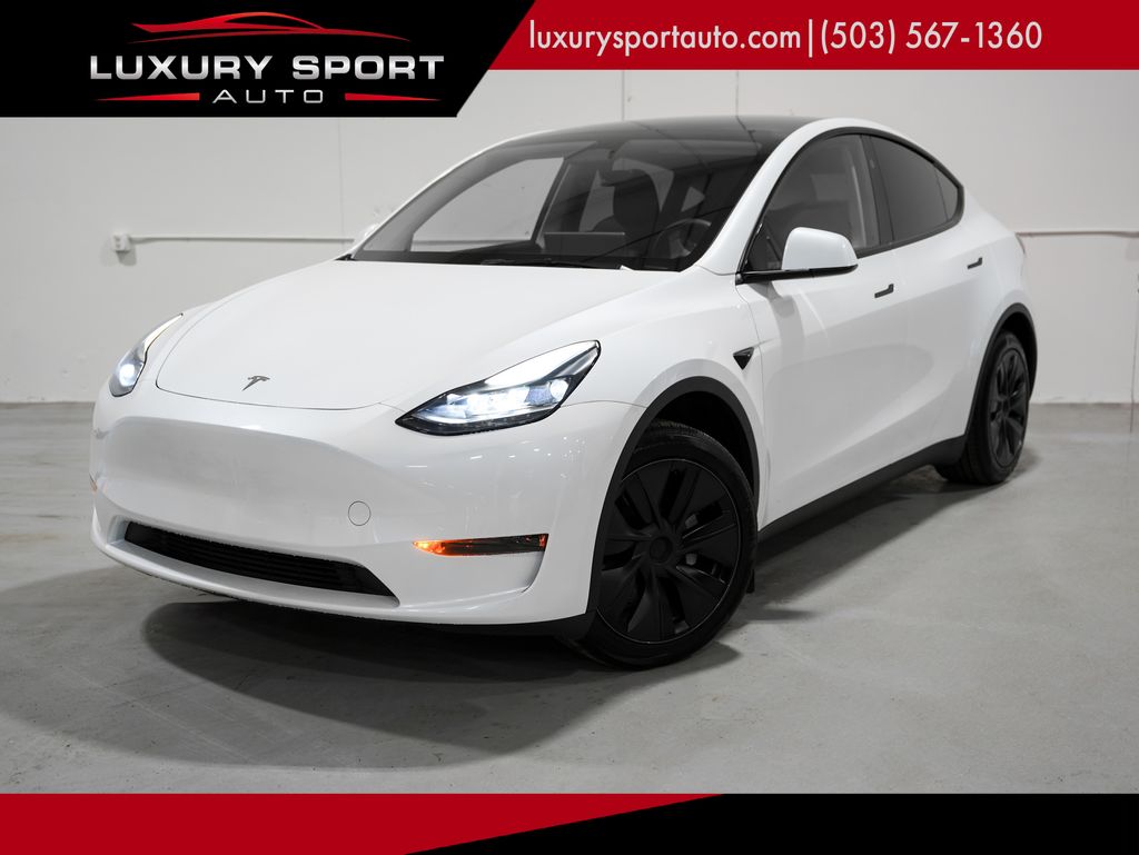 2025 Tesla Model Y Long Range RWD