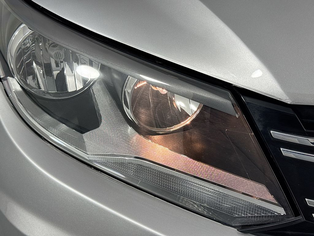 Used Car 2018 Volkswagen Tiguan Limited  2.0t For Sale Under $15,000 In Austin, Texas