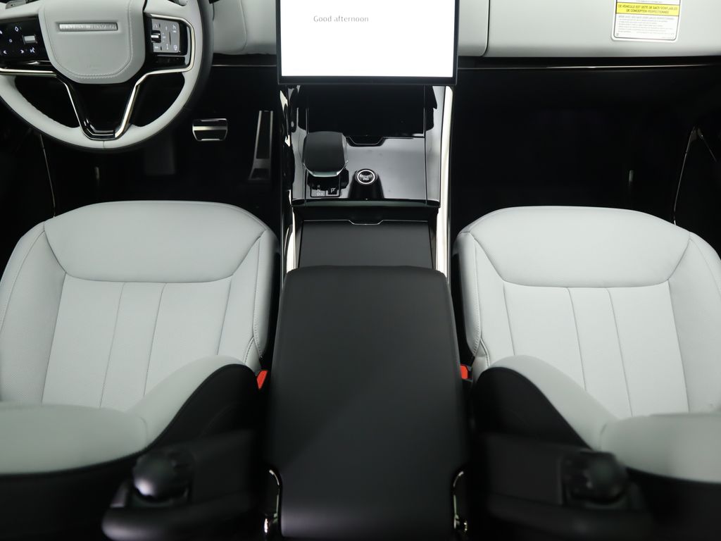 Thumbnail: 2025 Land Rover Range Rover Sport - 17