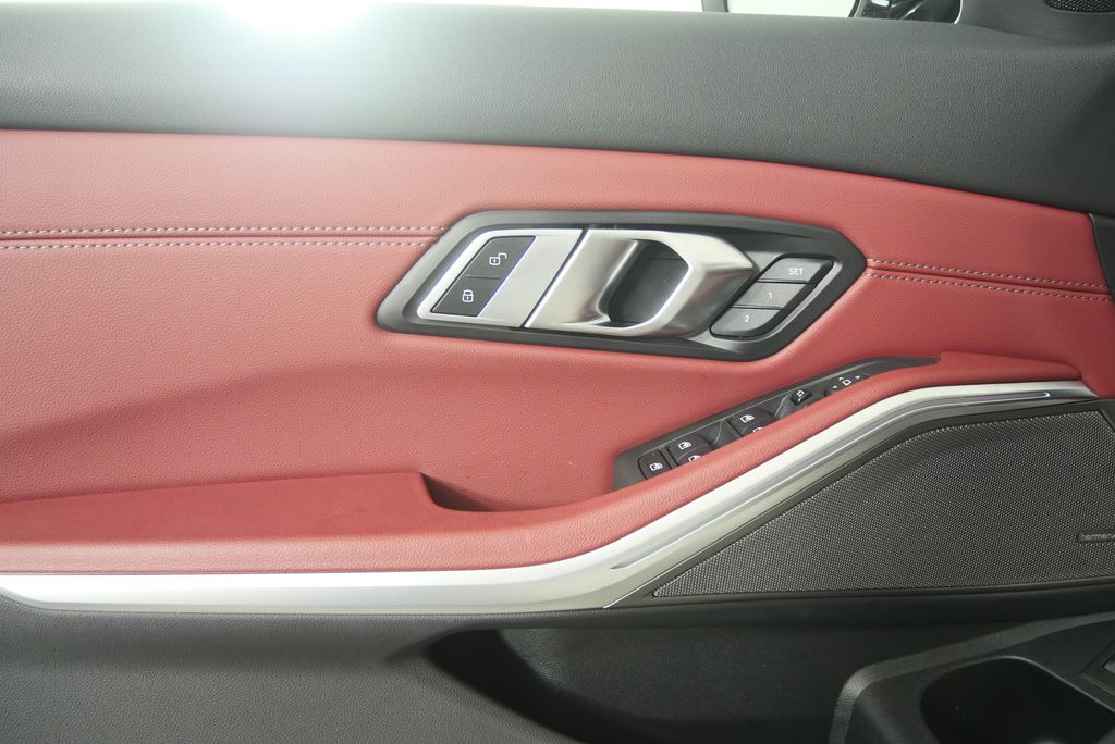 Thumbnail: 2023 BMW 3 Series - 8