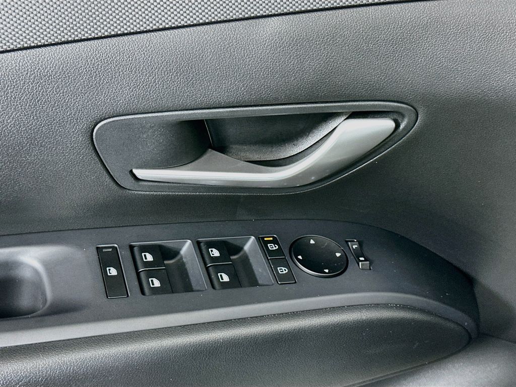 Thumbnail: 2025 Hyundai Tucson - 17