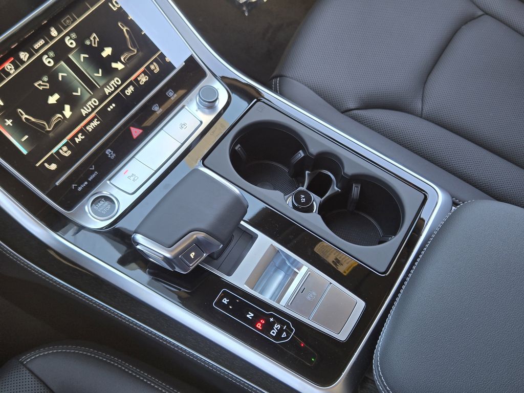 new 2026 Audi Q7 car, priced at $78,295