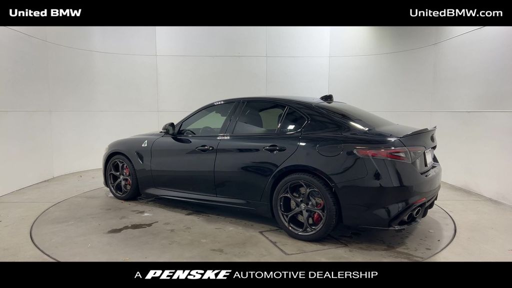 Thumbnail: 2024 Alfa Romeo Giulia - 6